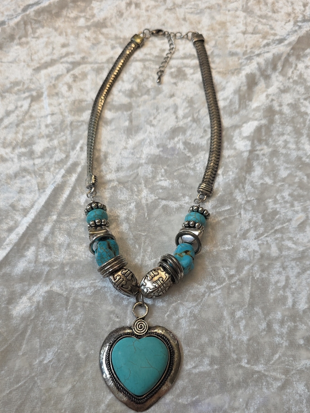 Vintage Faux Turquoise Heart Pendant Boho Chic Western Necklace